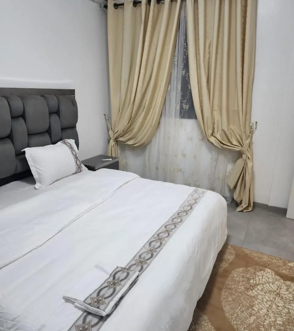 Apartment F3 De Luxe Pas Loin De La Plage Dakar